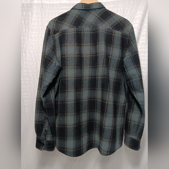 Fox Racing Men's Long sleeve Plaid Flannel button down shirt.  Size L - Picture 2 of 9